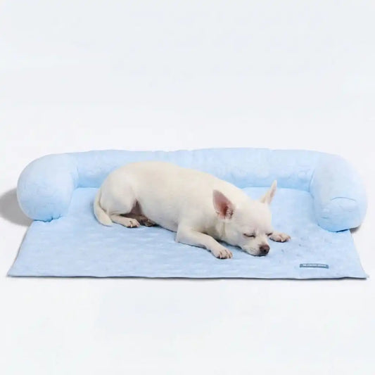 Frostcore™ Cooling Couch Cover Dog Bed - Hearts Blue